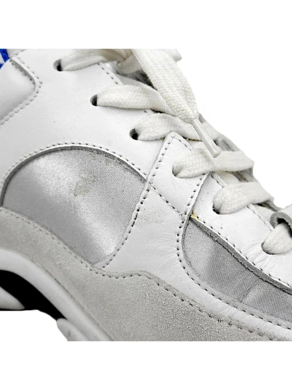 Chanel CC Logo Sneakers White